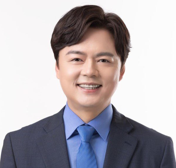김현정