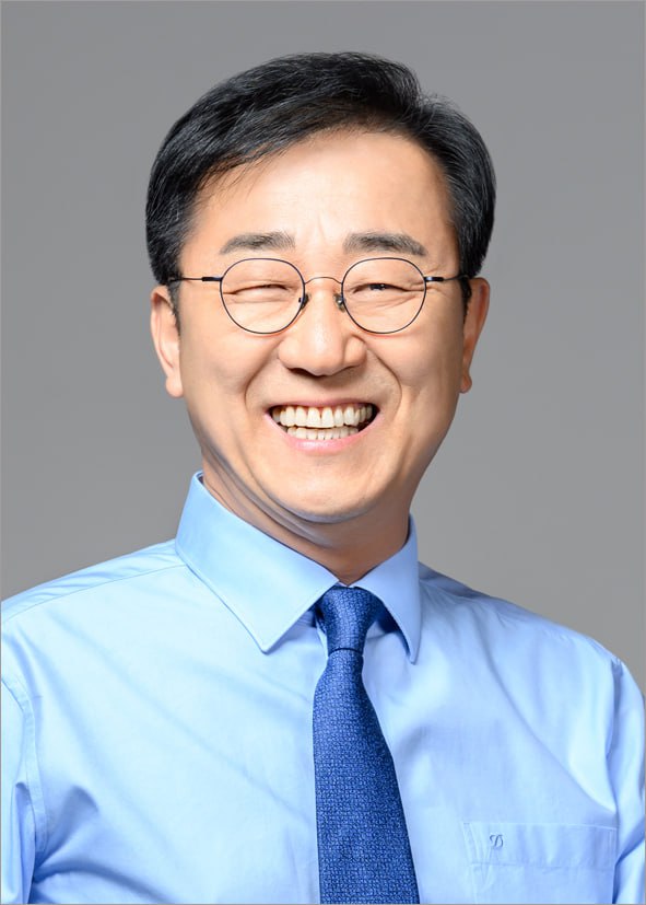 김윤덕